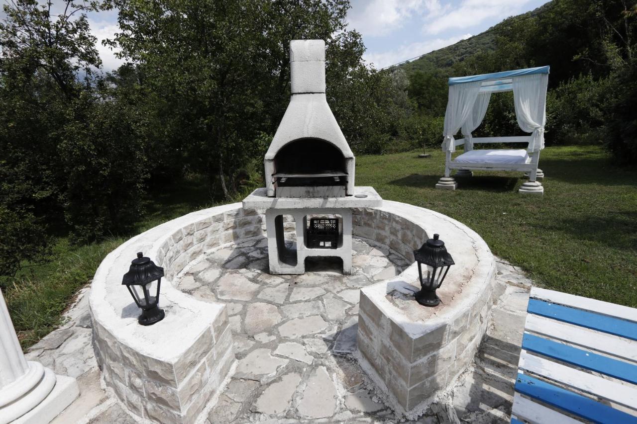 Villa D'Amore Montenegro Donji Morinj Exterior photo